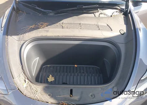 2023 Tesla Model Y Rwd из США, поврежденный, VIN 7SAYGDED0PF978241